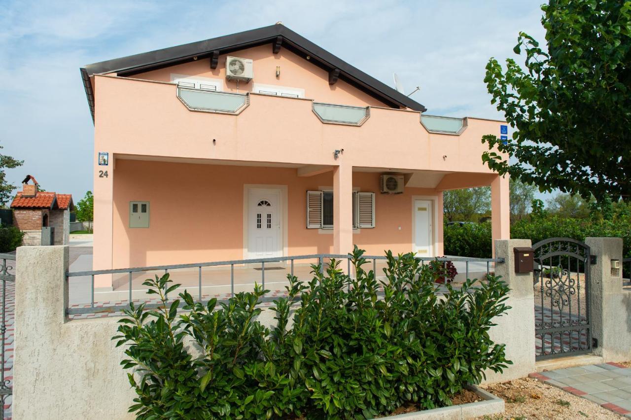 Villa Verbena Mala Cista 外观 照片