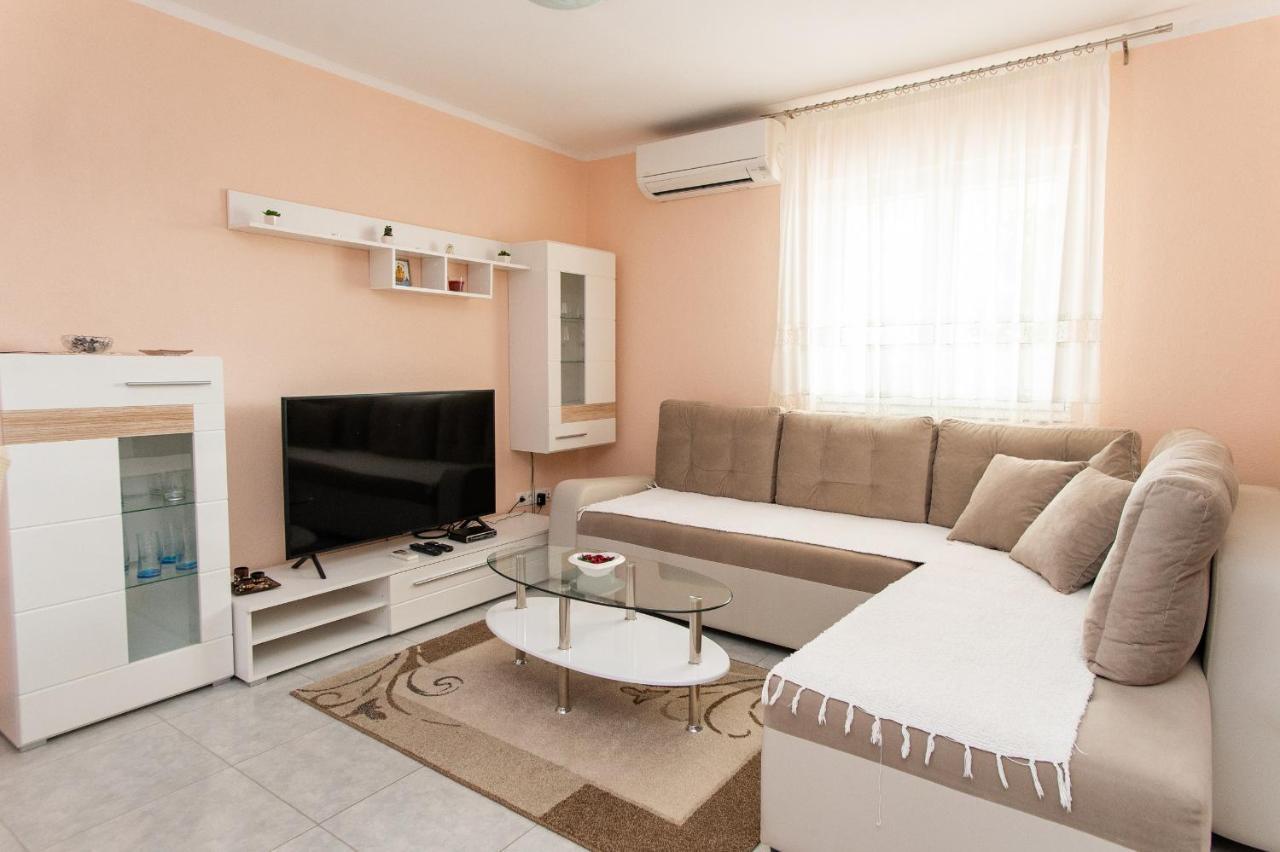 Villa Verbena Mala Cista 外观 照片
