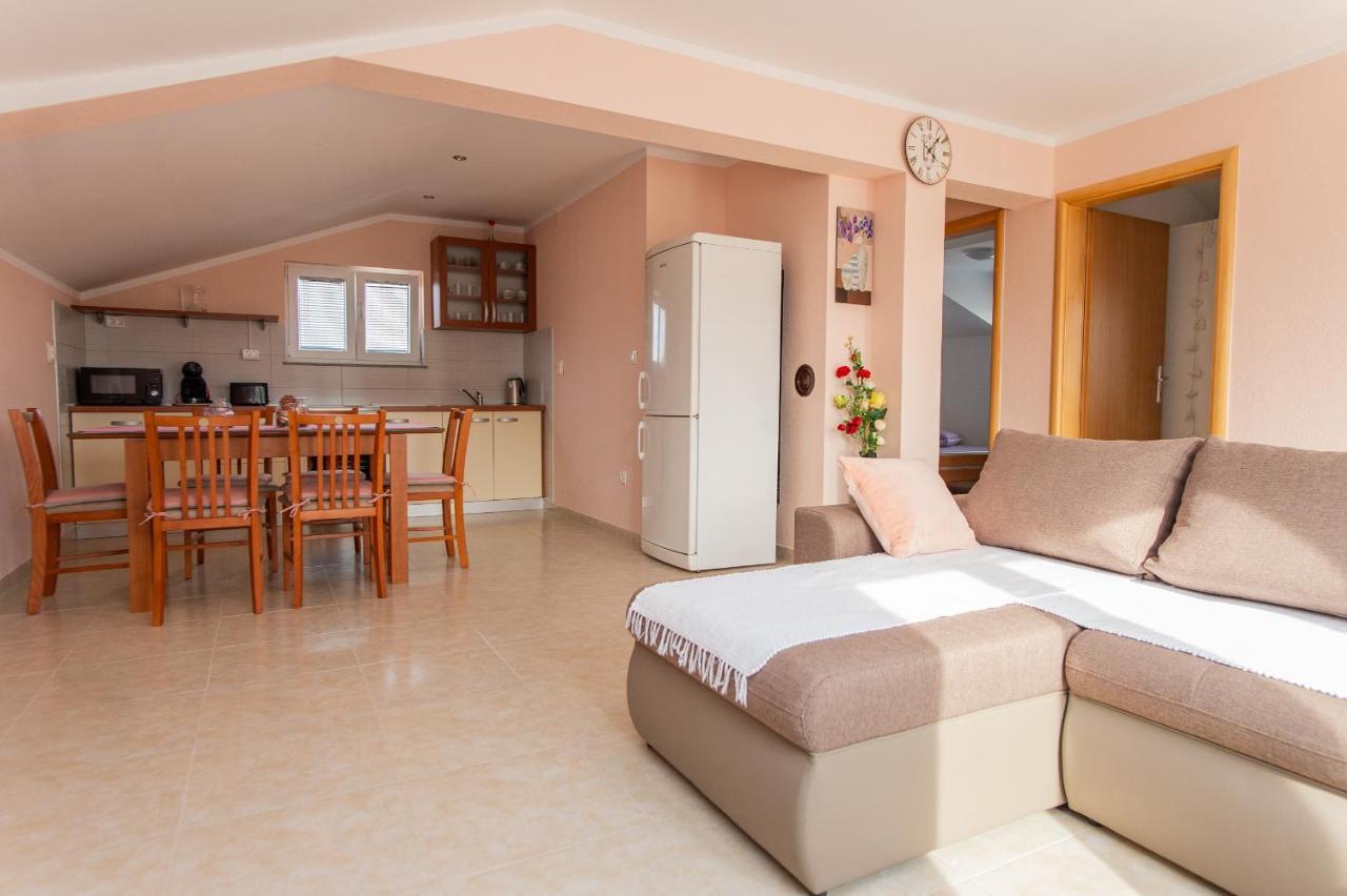 Villa Verbena Mala Cista 外观 照片